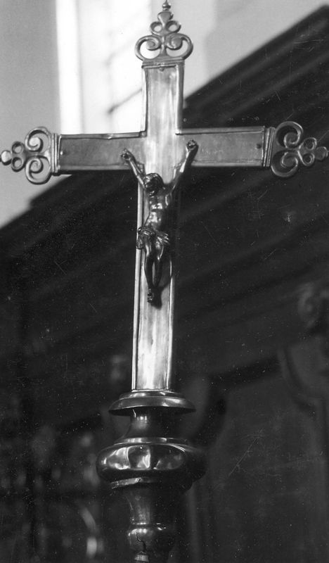croix de procession / Kerk Sint-Martinus[Opbrakel]