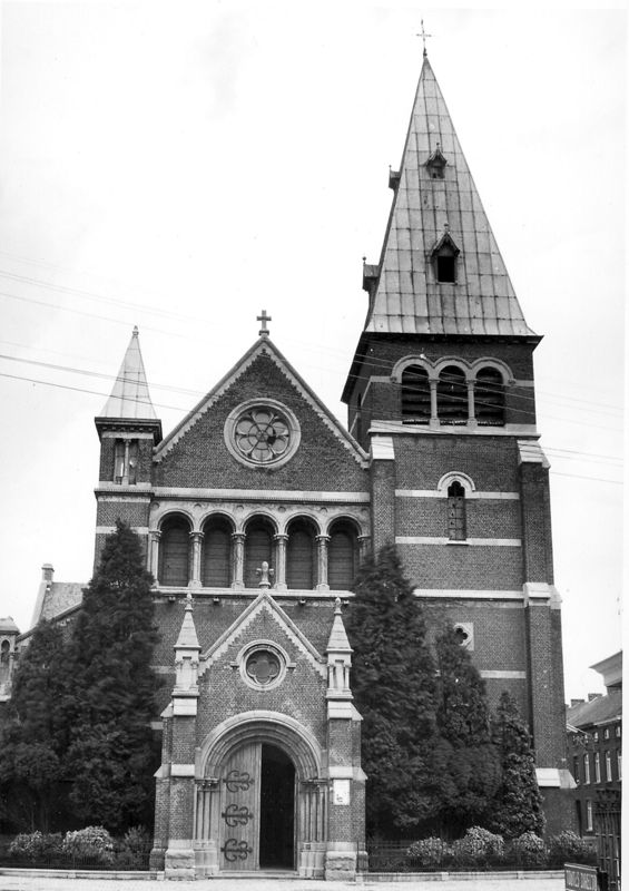 église paroissiale / Eglise Saint-Sépulcre et Saint-Paul[Nivelles]