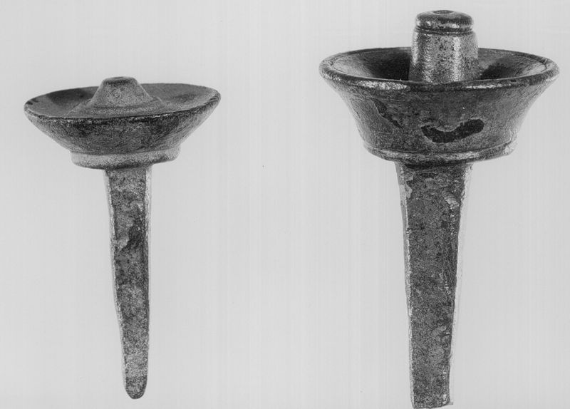 pied[meuble] / Musée communal d'Archéologie, d'Art et d'Histoire