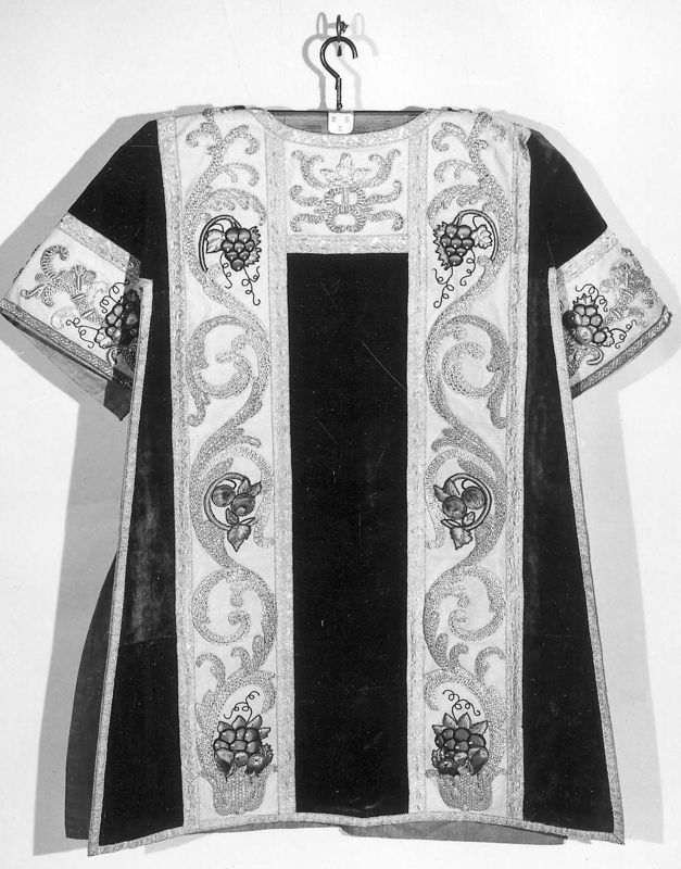 dalmatique / Kerk Sint-Pieter[Puurs]