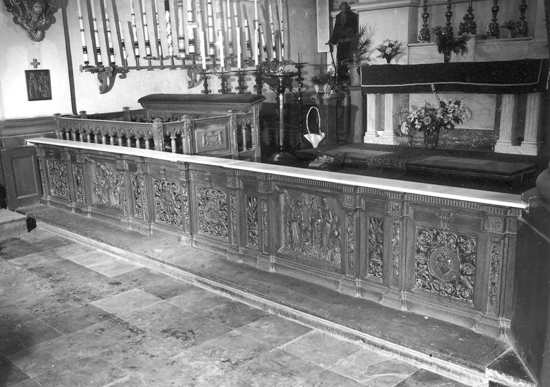 banc de communion / Kerk O.L.Vrouw van Sint-Leodegarius[Bornem]