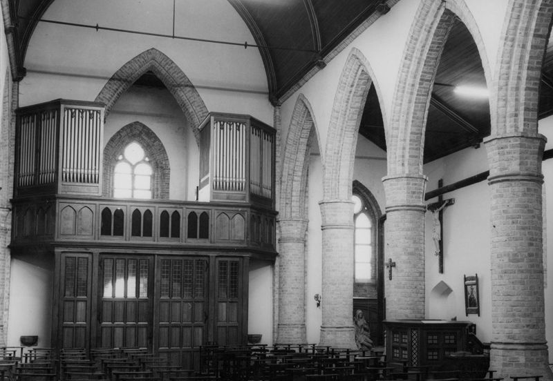 pseudo-basilique / Kerk Sint-Petrus[Stuivekenskerke]