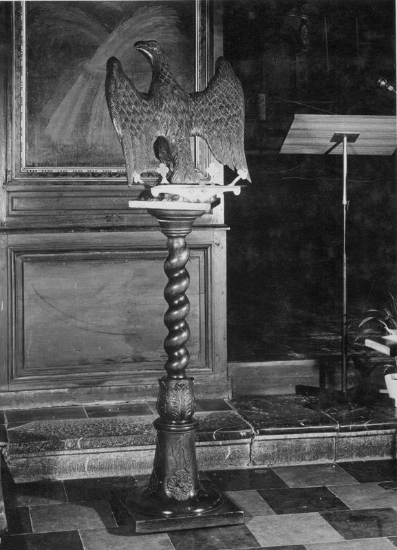 aigle-lutrin / Eglise Saint-Paul[Mont-sur-Marchienne]
