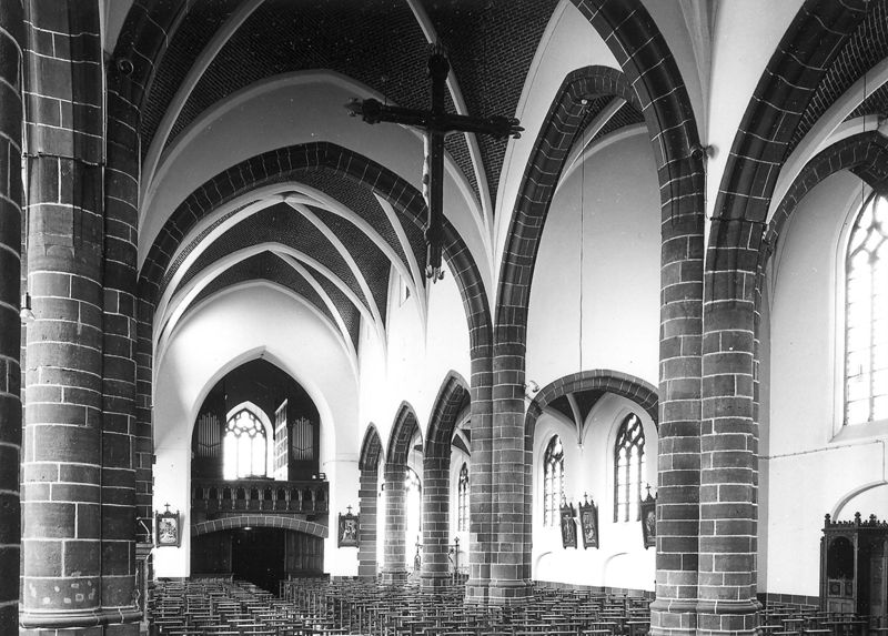 église paroissiale / Kerk O.L.Vrouw in de Wijngaard[Veerle]