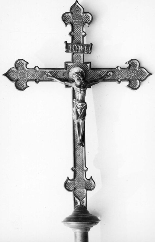 croix de procession / Eglise Saint-Pierre[Xhignesse]