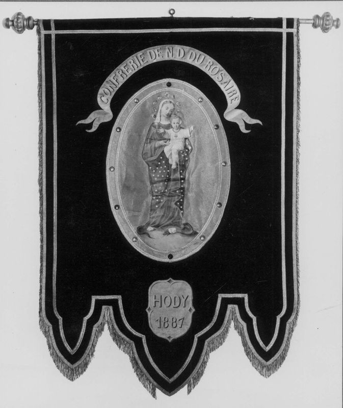 Bannière de la procession de la confrérie du Rosaire