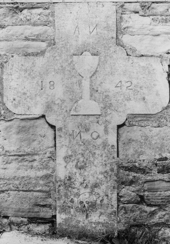 Croix funéraire d'un curé défunt indéterminé
