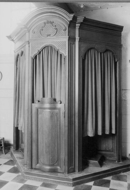 confessionnal / Eglise Saint-Pierre[Hody]