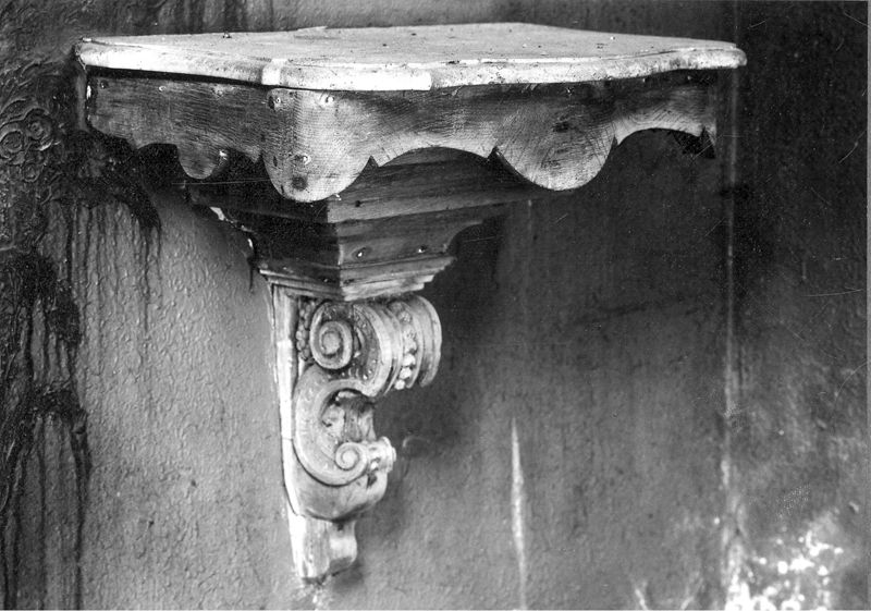 crédence d'église / Eglise Saint-Remacle[Fraiture]