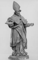 M057221