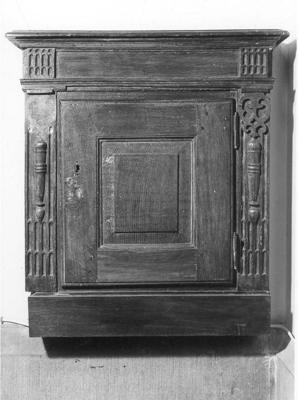 armoire encastrée / Eglise Saint-Job[Carloo(Uccle)]