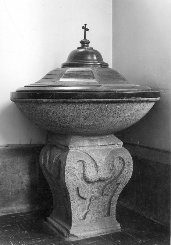 fonts baptismaux / Eglise Saint-Job[Carloo(Uccle)]