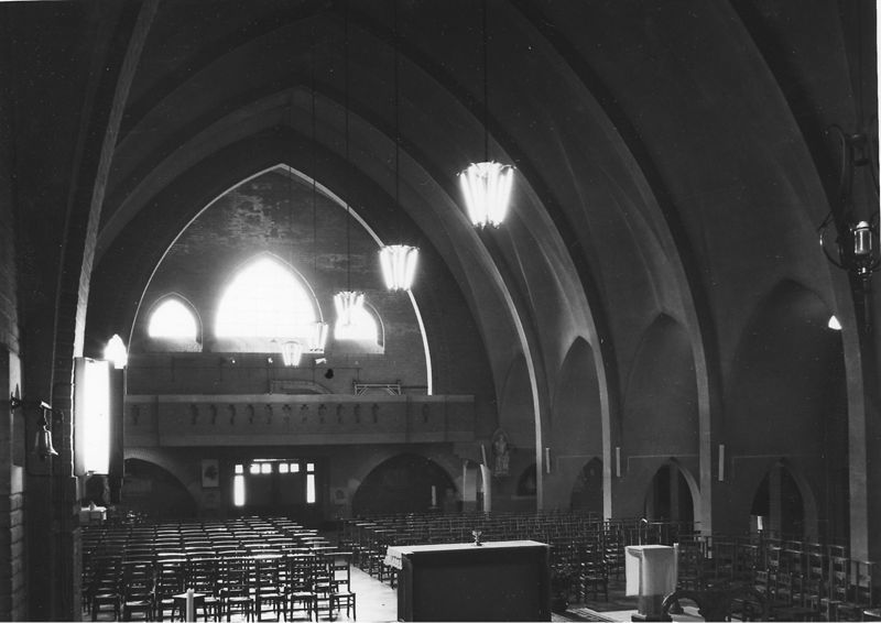 église paroissiale / Kerk Sint-Theresia van het Kind Jezus[Dilbeek]