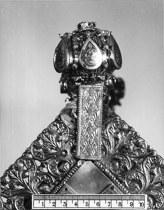 châsse Notre-Dame : Pignon de la Vierge