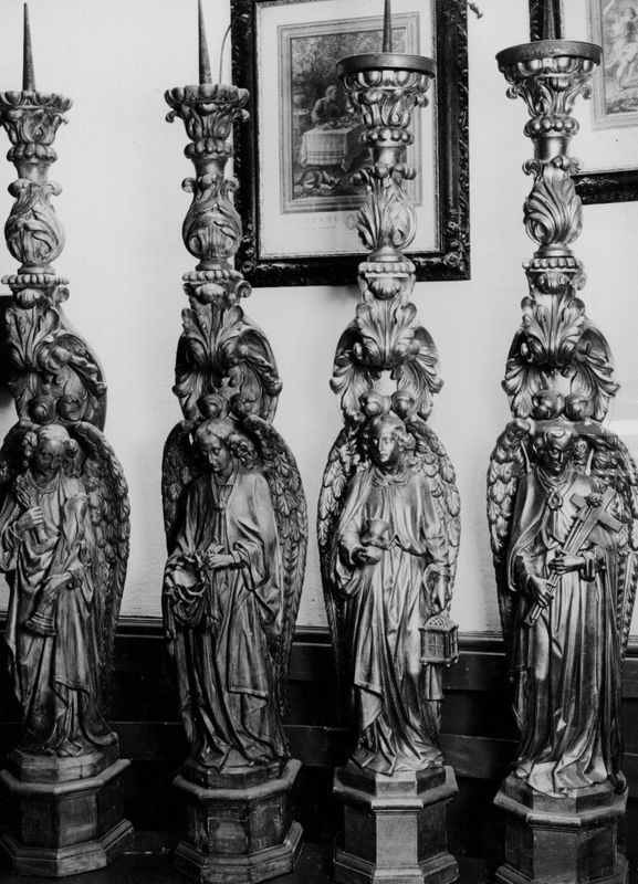 chandelier d'église / Eglise Saints-Jean et Etienne aux Minimes[Bruxelles]