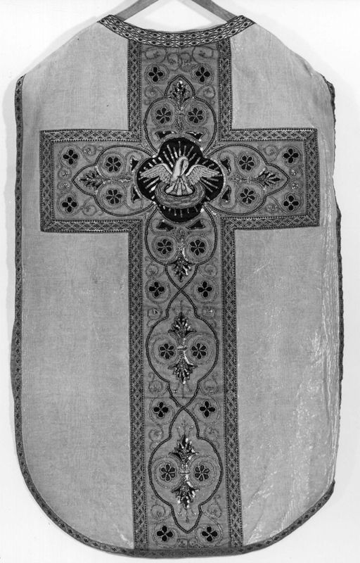 Ornement liturgique doré