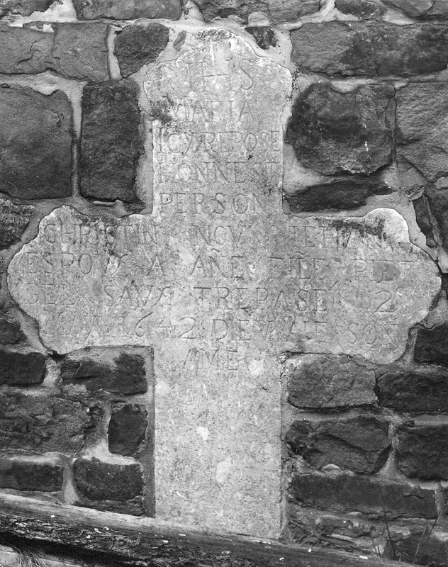 Croix funéraire de Jehan C. Novus