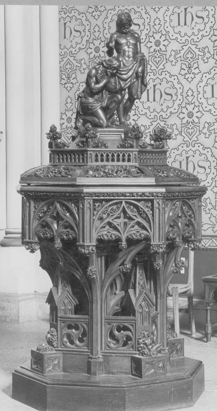 fonts baptismaux / Eglise Saint-Servais[Schaerbeek]