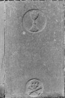 M084493