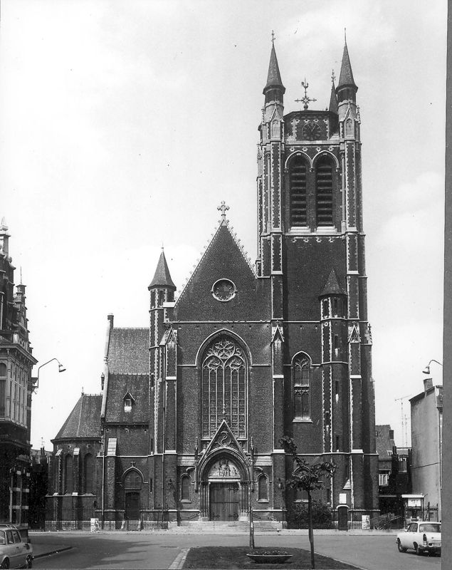 église paroissiale / Kerk Sint-Hubertus[Berchem(Antwerpen)]