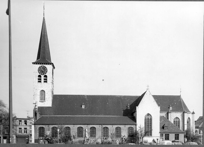 église paroissiale / Kerk Sint-Willibrordus[Berchem(Antwerpen)]
