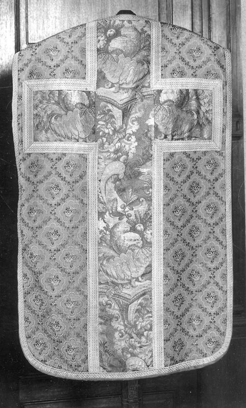 chasuble / Eglise Saint-Jean-Baptiste au Béguinage[Bruxelles]
