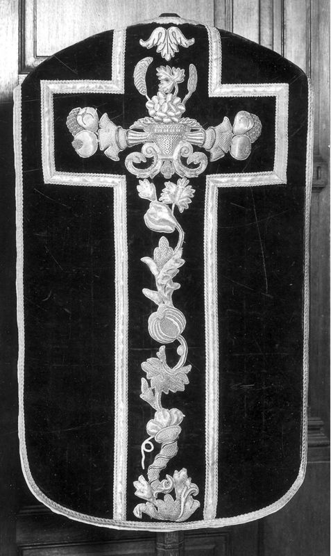 chasuble / Eglise Saint-Jean-Baptiste au Béguinage[Bruxelles]