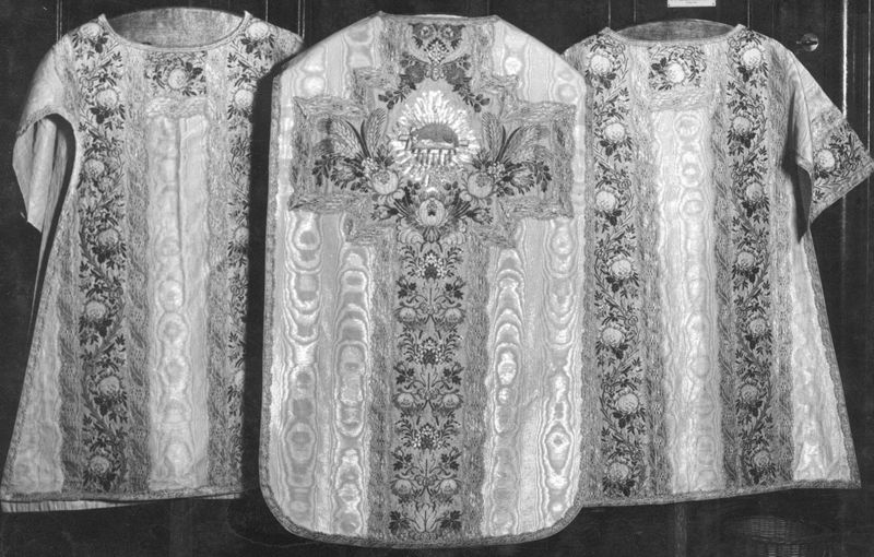 chasuble / Eglise Notre-Dame de la Chapelle[Bruxelles]