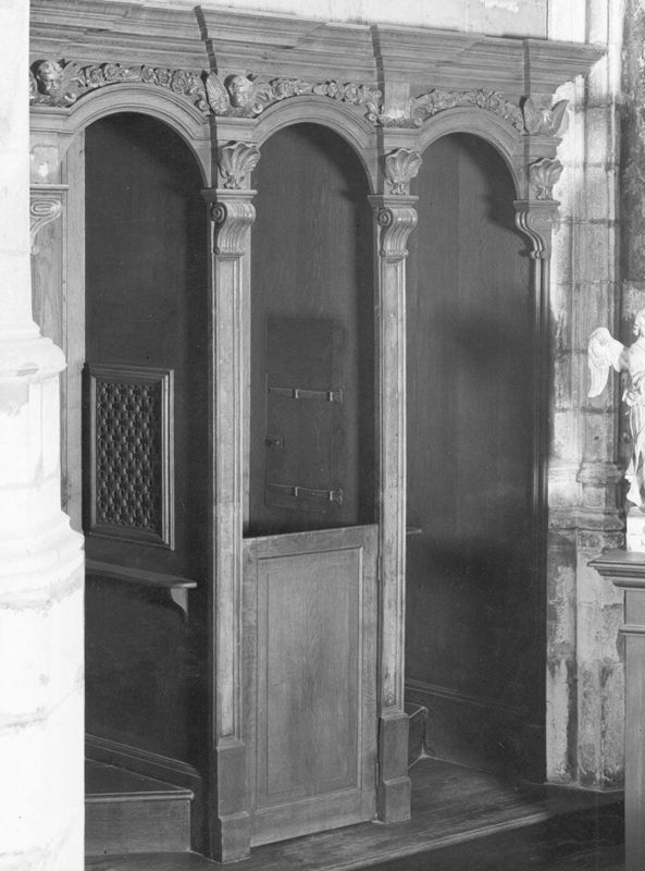 confessionnal / Eglise Notre-Dame de la Chapelle[Bruxelles]