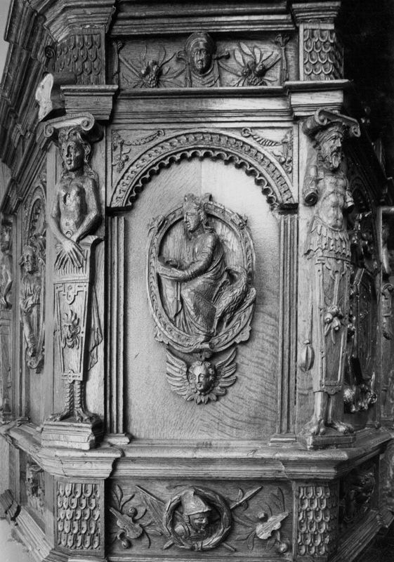 chaire de vérité / Eglise Saint-Feuillen[Fosses-la-Ville]