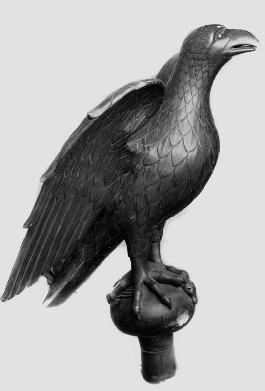 Aigle-lutrin