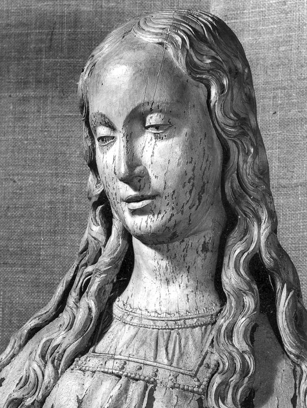 Vierge debout de l'Assomption ou de l'Annonciation