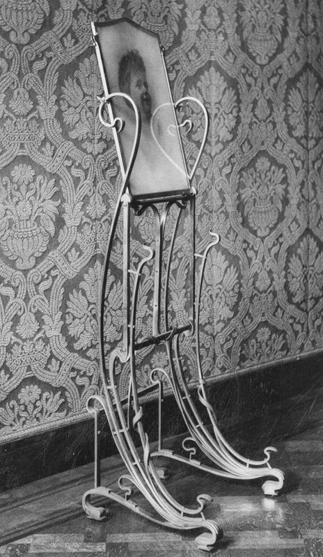 lutrin[meuble] / Hôtel Solvay, Bruxelles, avenue Louise 224