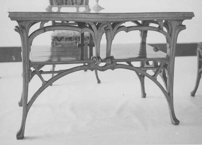 table[meuble] / Hôtel Solvay, Bruxelles, avenue Louise 224