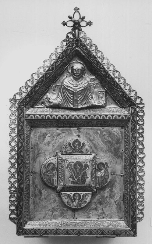 Reliquaire de saint Gondulphe en forme de pignon de châsse