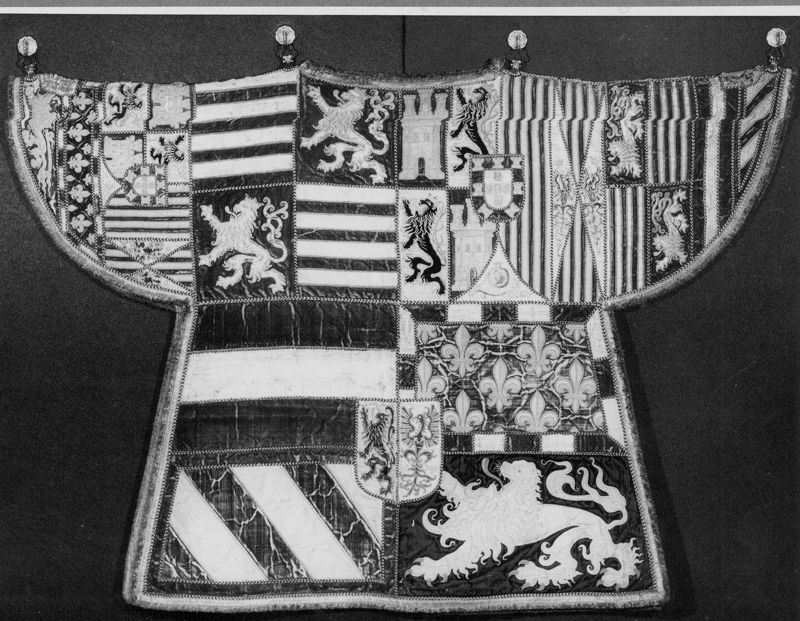 tabard armorié / STAM
