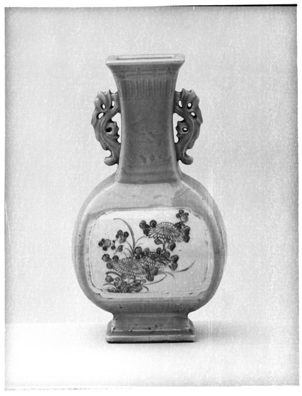 vase décoratif / Design museum