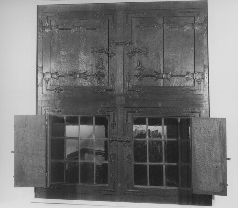 chassis de fenêtre / Musée Curtius