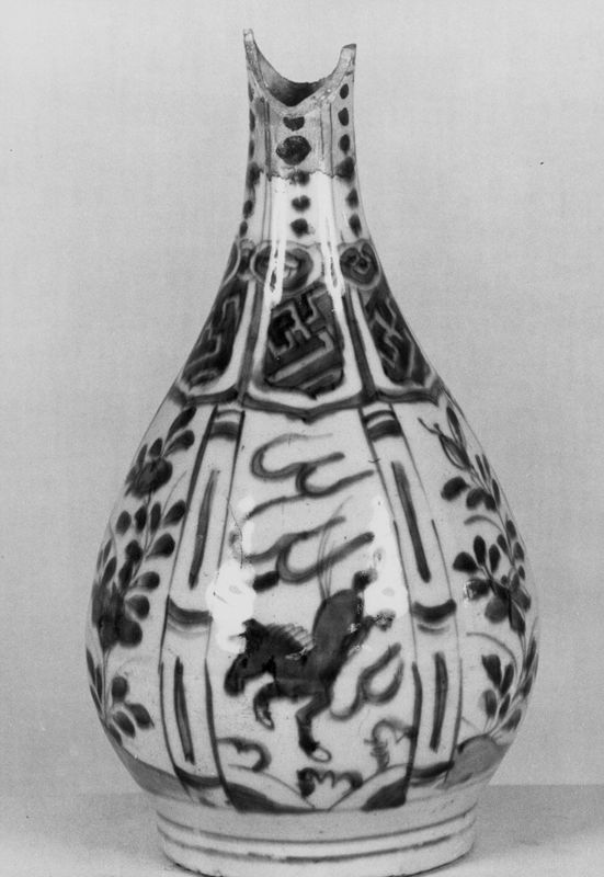 vase décoratif / Design museum