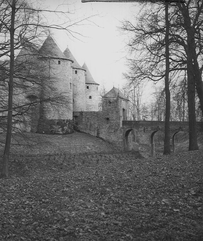 château / Construction[Corroy-le-Château]