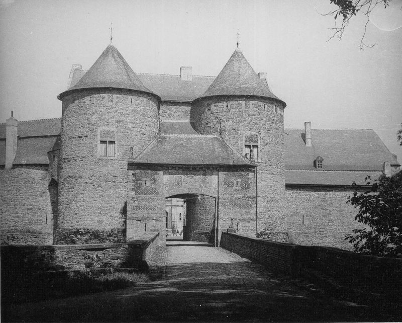 château / Construction[Corroy-le-Château]