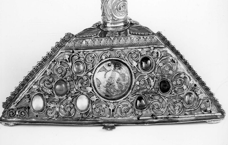 croix-reliquaire à double-travers