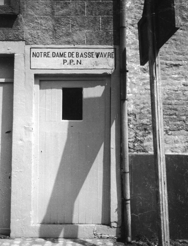 porte d'entrée / Construction[Loupoigne]