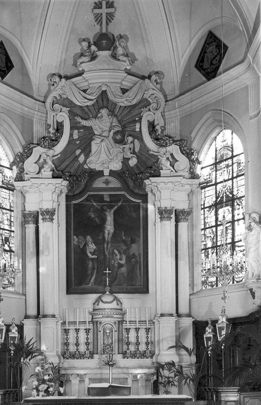 autel majeur / Kerk O.L.Vrouw en Sint-Petrus en Paulus[Waasmunster]