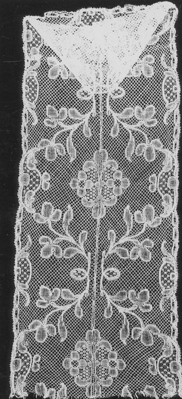 textile[fragment] / Museum Mayer van den Bergh