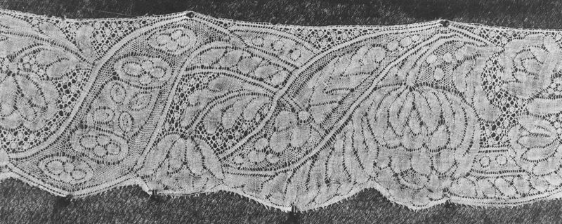 textile[fragment] / Museum Mayer van den Bergh