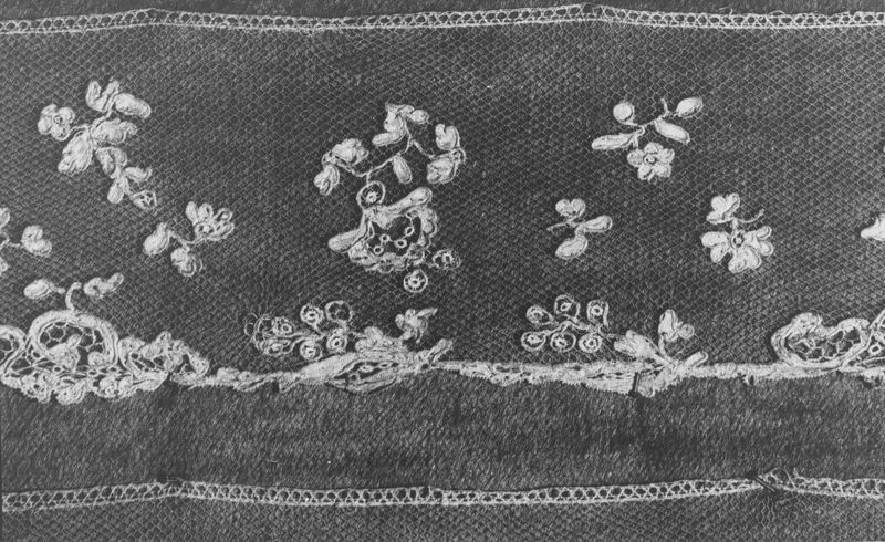 textile[fragment] / Museum Mayer van den Bergh