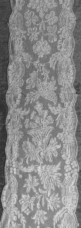 textile[fragment] / Museum Mayer van den Bergh
