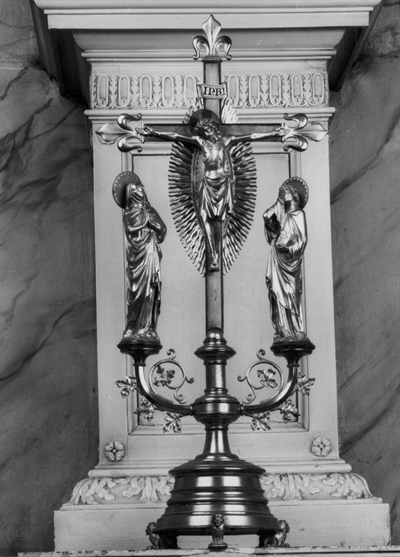 crucifix[f] / Couvent des Révérends Pères Jésuites