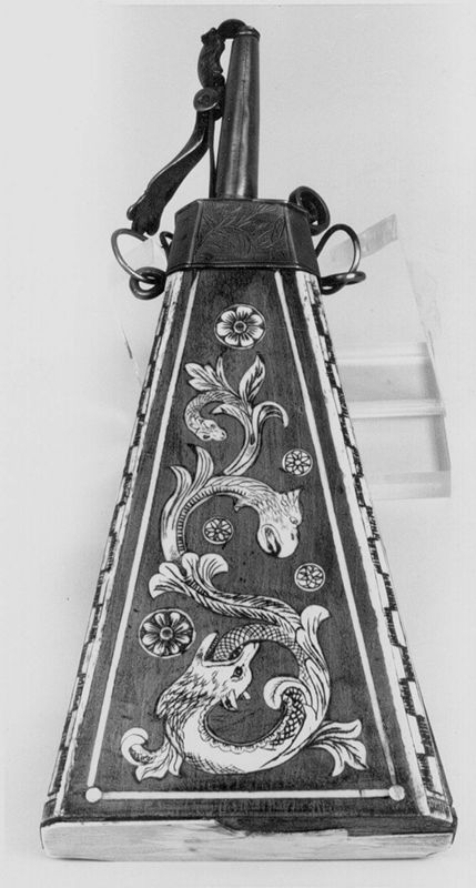 poire à poudre / Musée d'armes
